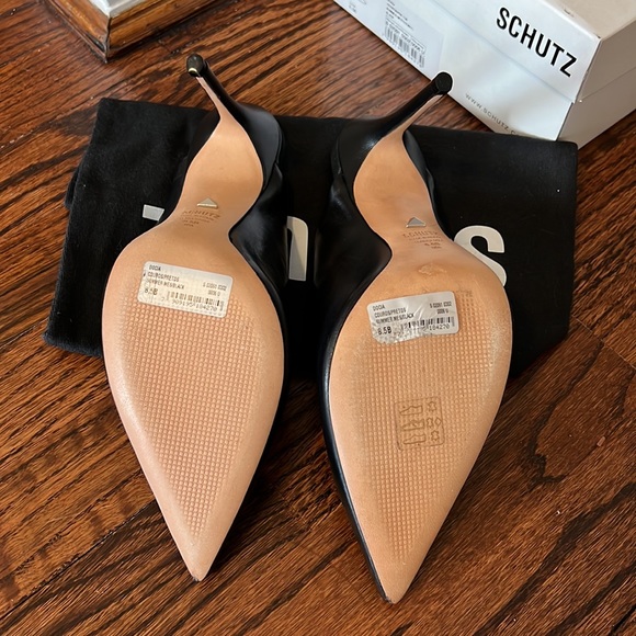 SCHUTZ heels 8.5 Docia Mules Summer Mestico (NY) Brand new in the dust bag. - Picture 4 of 5